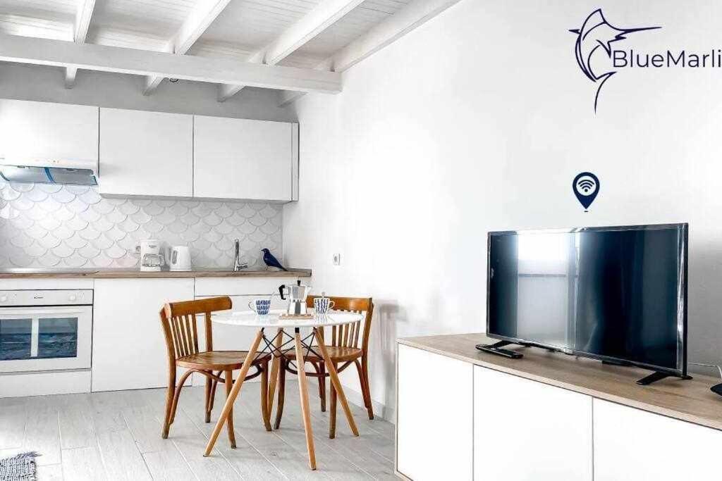 Apartamento B-rent Bluemarlin Boutique Sea View *