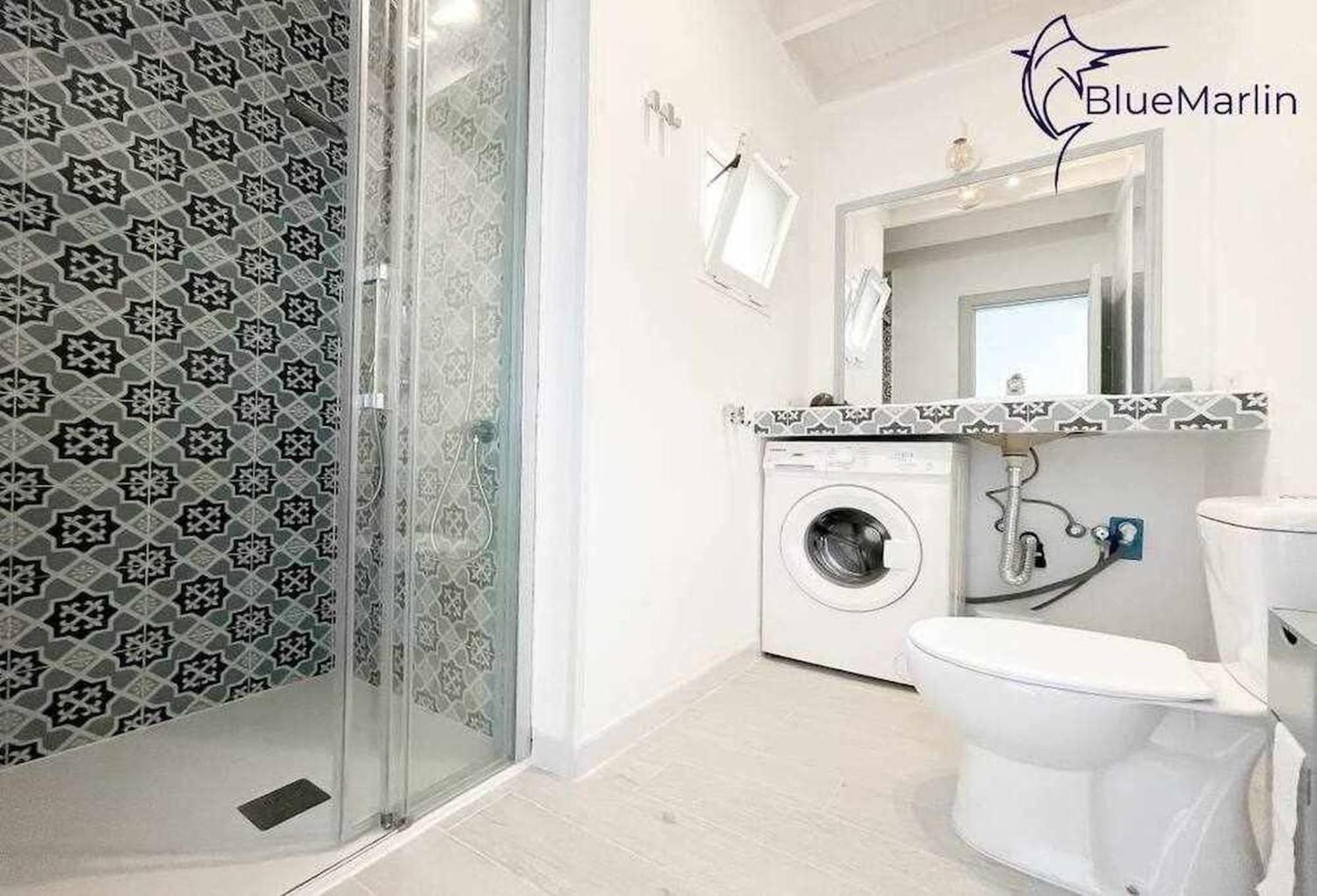 B-rent Bluemarlin Boutique Sea View Apartamento *