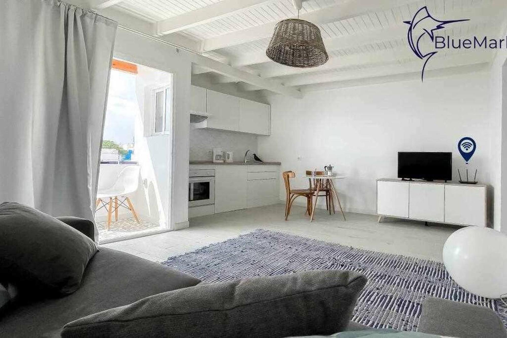 Apartamento B-rent Bluemarlin Boutique Sea View *